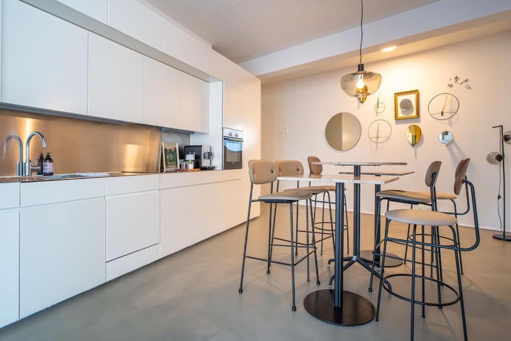 Scandinavian Premium Atelier - Spacious Comfort Lejlighed København