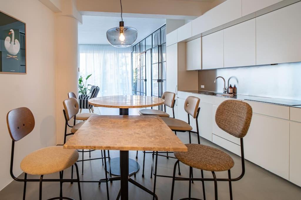Scandinavian Premium Atelier - Spacious Comfort Lejlighed København